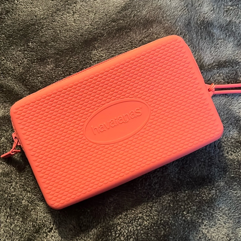 Havaianas Wristlet